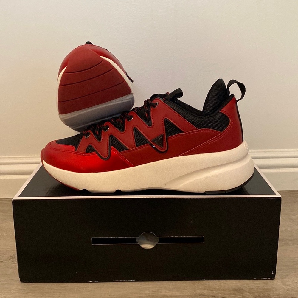 GUESS Tane Men’s Sneakers